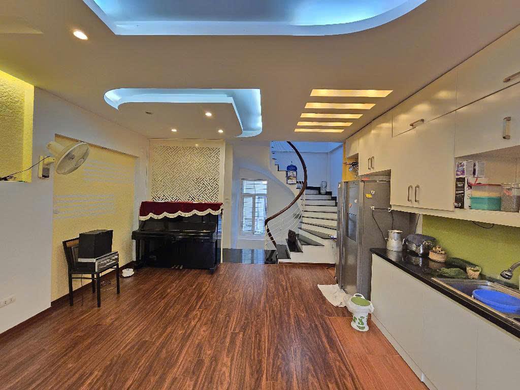 Bán Nhà Đẹp Yên Hòa – Ô Tô Vào Nhà – 2 Mặt Thoáng Vĩnh Viễn – Full Nội Thất Cao Cấp – 42m² - Ảnh 2